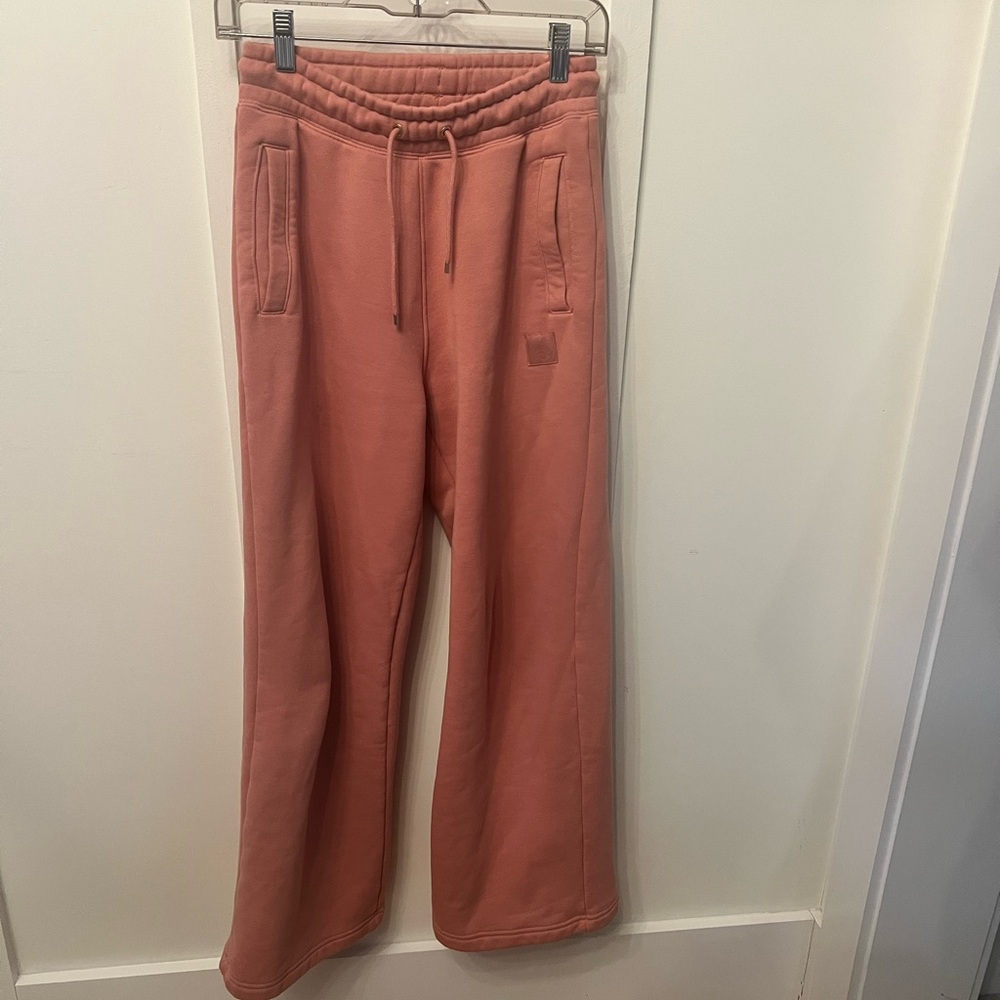 Jordan wide leg sweatpants (women’s)